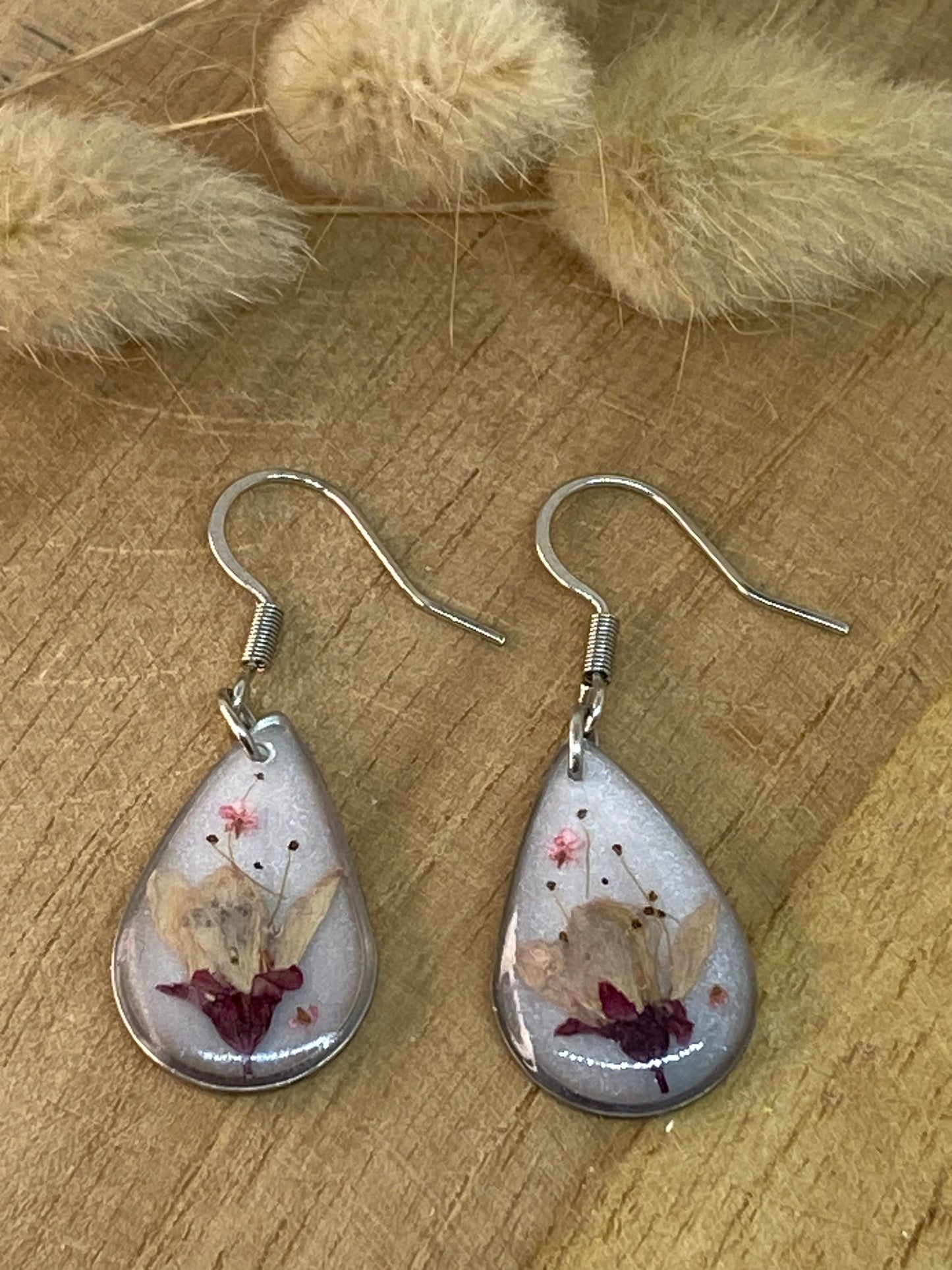 Boucles d'oreilles forme goutte Sakura