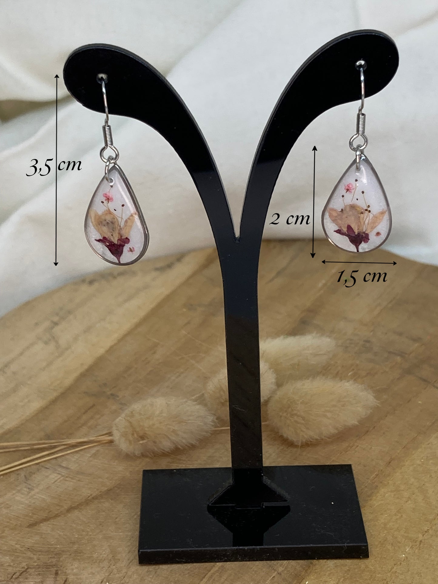 Boucles d'oreilles forme goutte Sakura