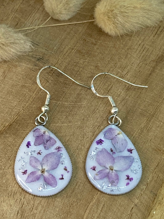 Boucles d'oreilles forme goutte Hortensia